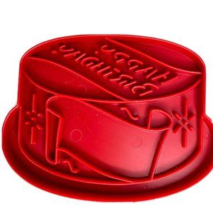Tupperware Cookie Cutter VINTAGE Birthday Cake Red Plastic 3.25"